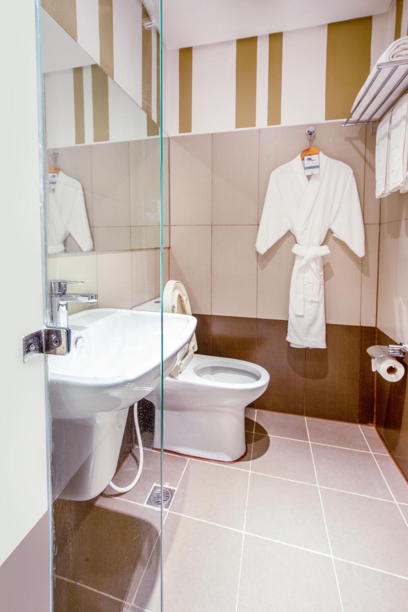 Hotel Plaza International Near Delhi Airport Yeni Delhi Dış mekan fotoğraf