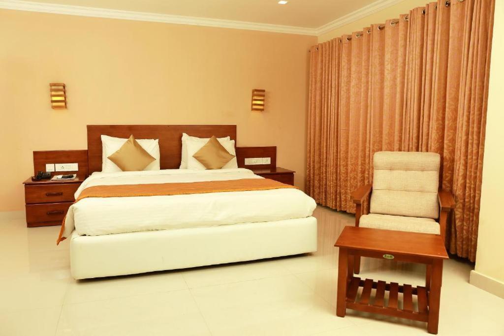 Hotel Plaza International Near Delhi Airport Yeni Delhi Dış mekan fotoğraf